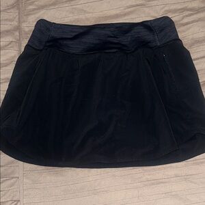 Outdoor Voices Black and Gray Skirt